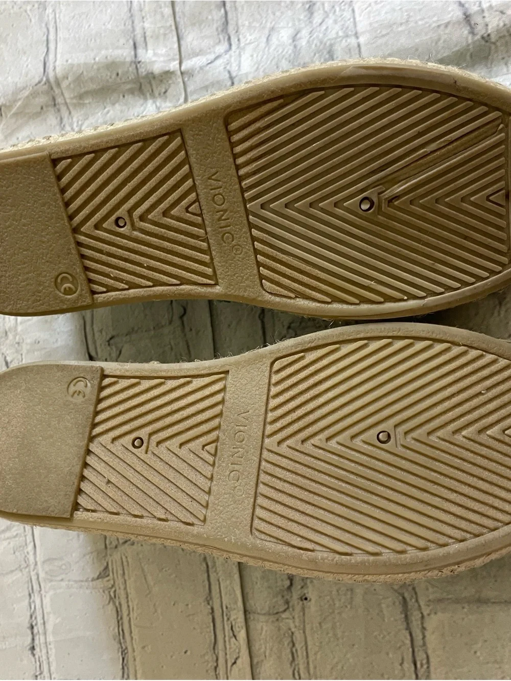 Vionic Beach Teal Laguna Canvas Slip On Espadrille